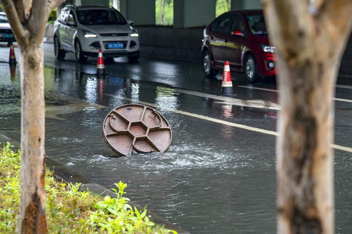 汛期市政排水管網面臨的核心問題與系統性解決方案(圖1) 汛期市政排水管網面臨的核心問題與系統性解決方案(圖1)